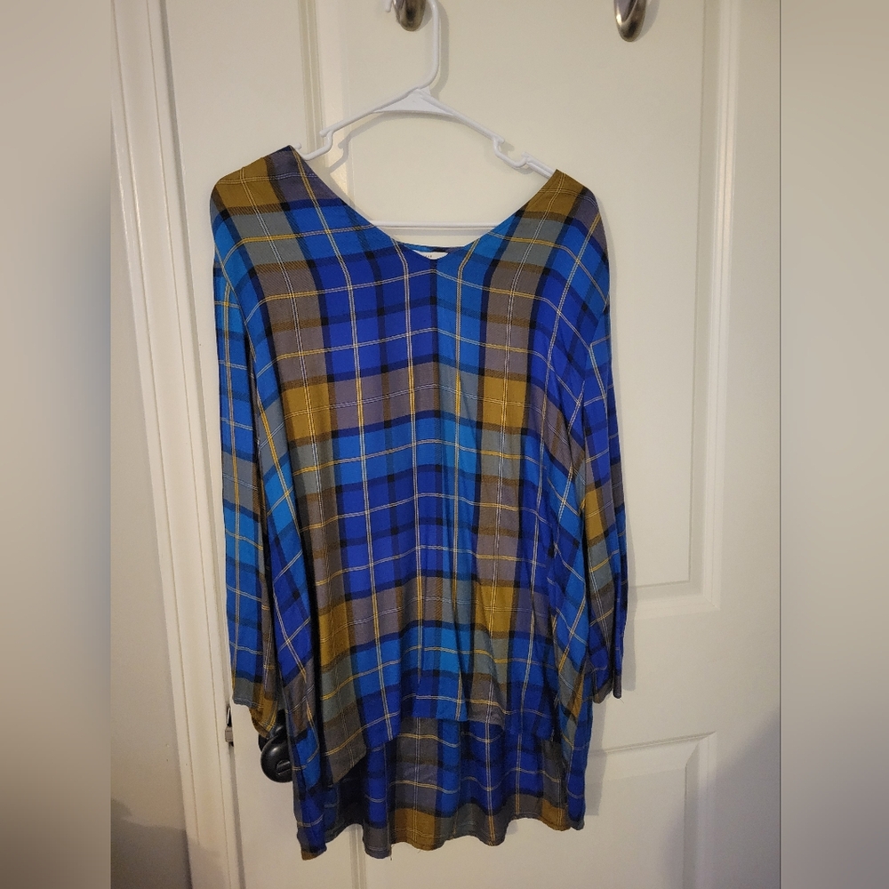 Plaid V-Neck Women's Top